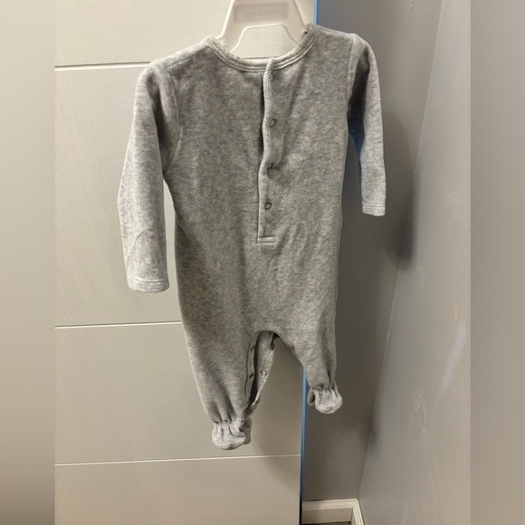 petit lem baby Penguin velour Footie Pajamas Size 6 Months Gray - Picture 2 of 3